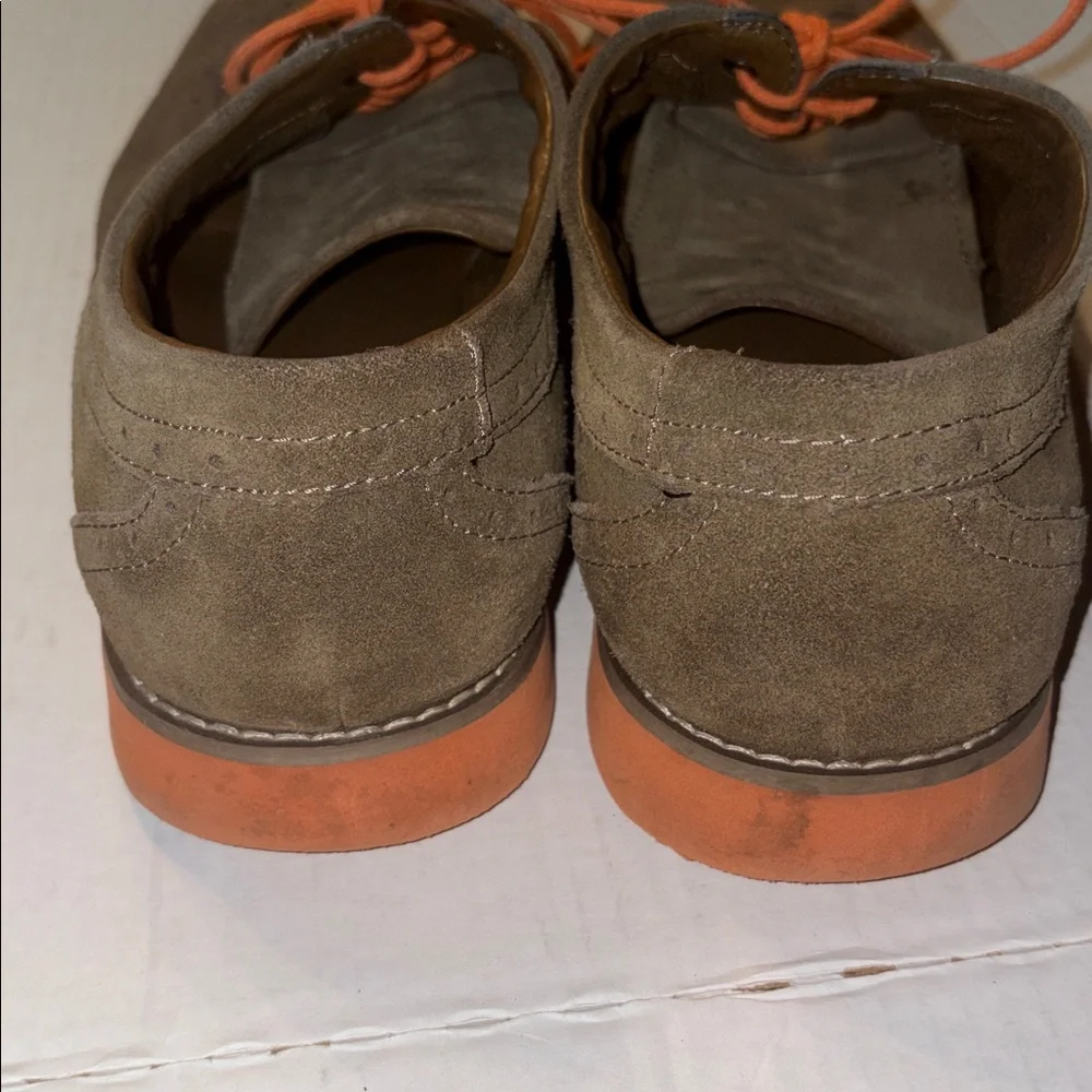 Perry Ellis portfolio light brown or tan suede shoes size 14.